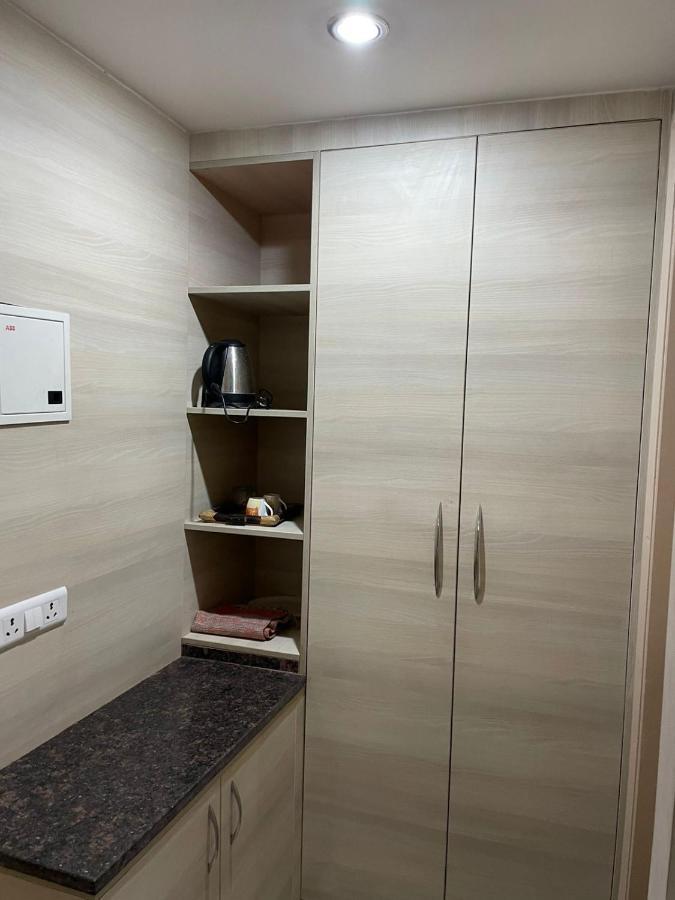 Apartamento Omaxe Krishna Aavas Vrindāvan Exterior foto